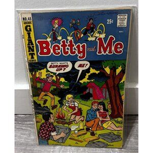 Betty and Me Archie Giant Comic #45 by Veronica Lodge Paperback October 1972